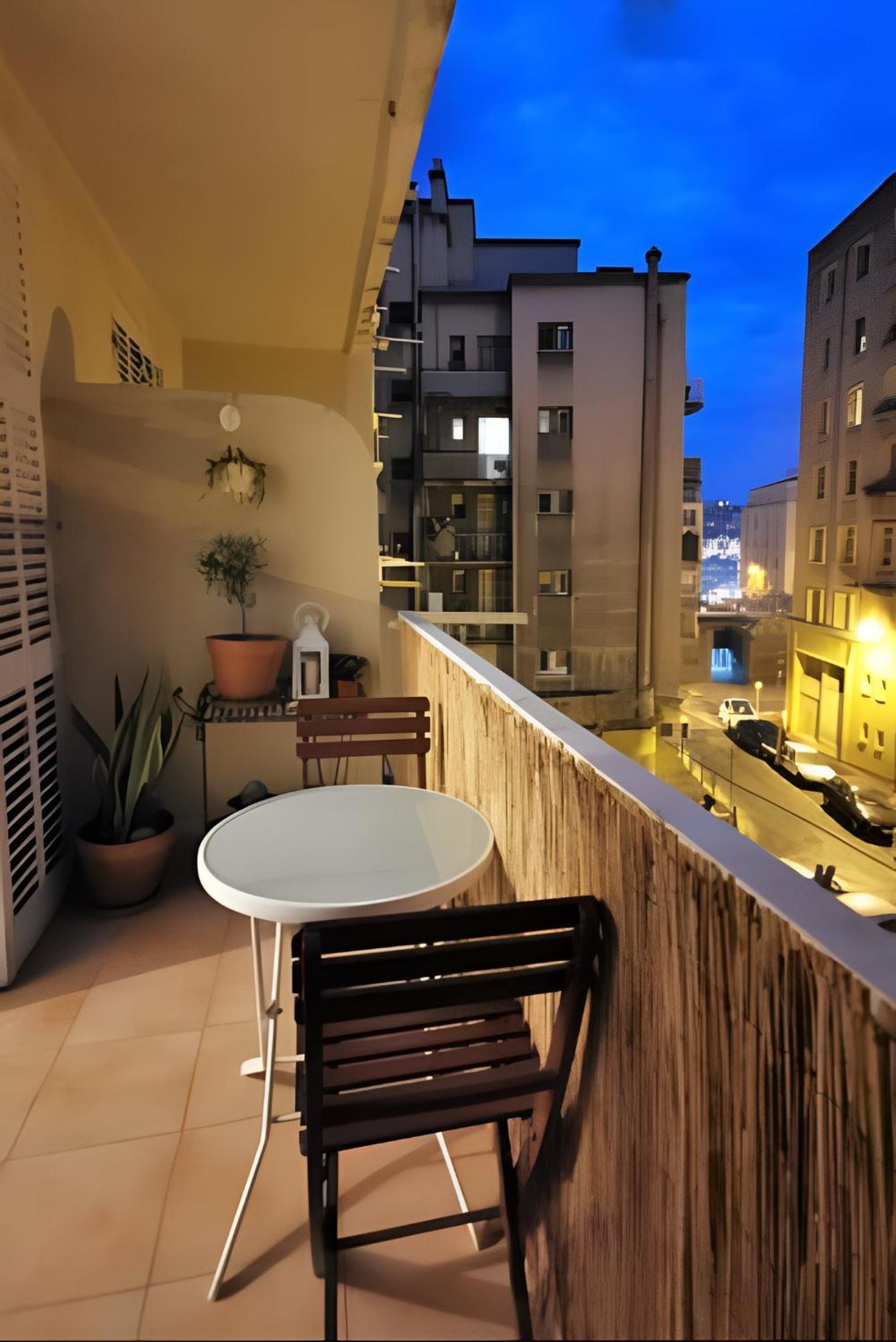 Charming Apartment With Cosy Balcony Old Port マルセイユ エクステリア 写真